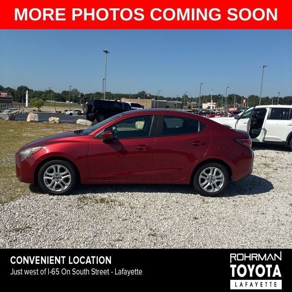 toyota yaris ia 2017 3MYDLBYV5HY162312 image